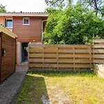 Maison Chaleureuse Avec Terrasse Σπίτι διακοπών *