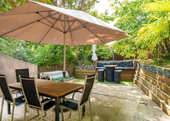 Maison Chaleureuse Avec Terrasse